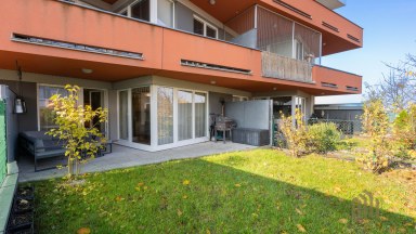 Exkluzivní byt 2+kk s předzahrádkou, terasou a garážovým stáním Praha 10 – Pitkovice