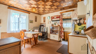 Nabídka přenechání pronájmu zahrádky s chatou v Praze 3 – Na Balkáně