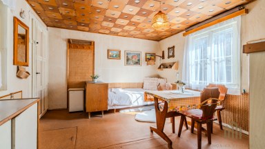 Nabídka přenechání pronájmu zahrádky s chatou v Praze 3 – Na Balkáně