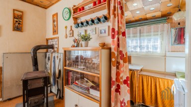 Nabídka přenechání pronájmu zahrádky s chatou v Praze 3 – Na Balkáně